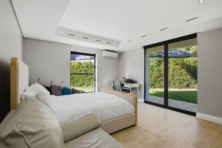 4 Bedroom Property for Sale in Pearl Valley at Val de Vie Western Cape